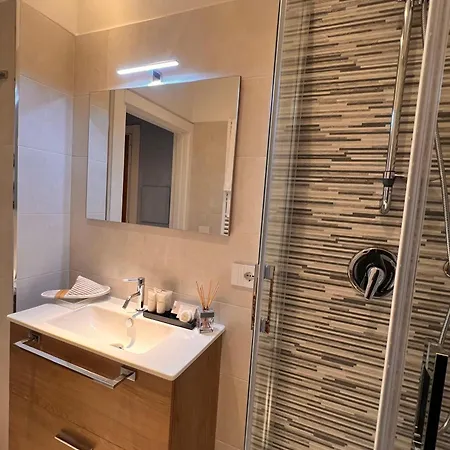 Bed & Breakfast In Cavour 127 3*